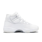 Sneakers Air Jordan 11 in bianco
