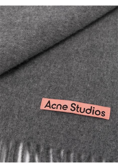 Grey oversize fringe scarf - unisex ACNE STUDIOS | CA0209990