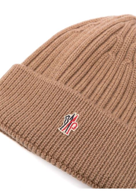 Beige logo-patch ribbed-knit beanie - unisex MONCLER GRENOBLE | 3B0001404761248