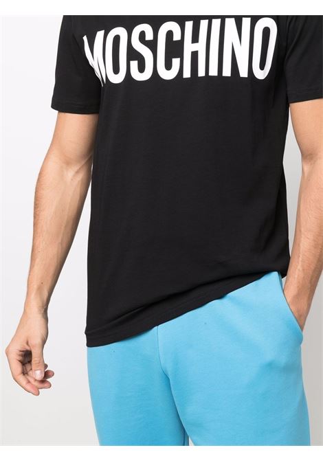 T-shirt con stampa in nero - uomo MOSCHINO | A070170411555