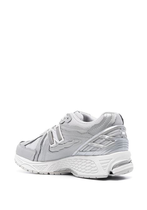 Sneakers basse 1906d in argento - uomo NEW BALANCE | M1906DHGRY