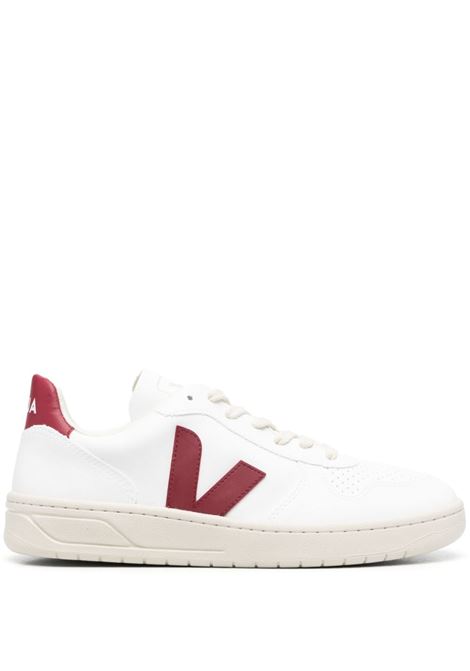 White and red V-10 low-top sneakers - men VEJA | VX0703279BWHTMRSL