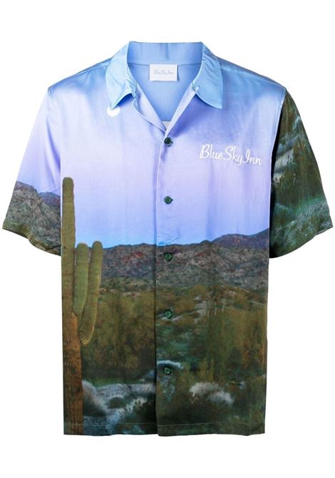 Dark green and blue landscape print short-sleeve shirt - men BLUE SKY INN | BS2203SH012AOPRINTDES