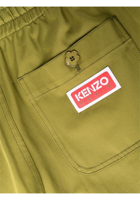 Green logo-patch cargo trousers - men KENZO | FD55PA5019RD50