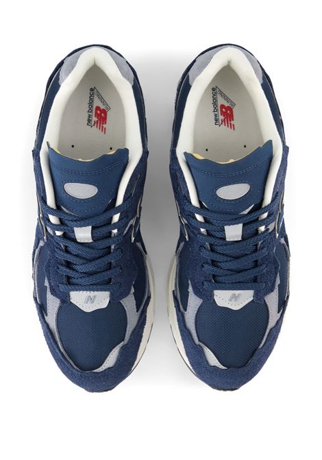Blue 2002 low-top sneakers - unisex NEW BALANCE | M2002RDKNVY