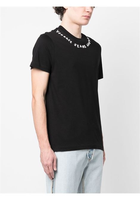 T-shirt con stampa in nero  - uomo VERSACE JEANS COUTURE | 74GAHT17CJ00T899