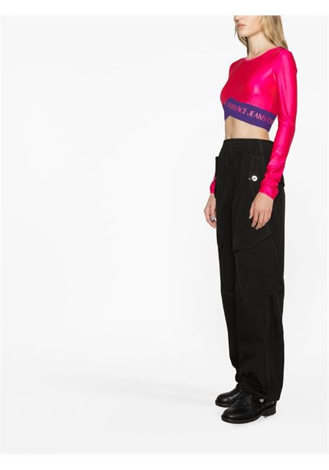 Fuchsia logo-underband cropped top - women VERSACE JEANS COUTURE | 74HAH222J0062406
