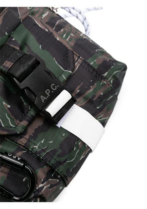 Multicolor trek camouflage-print belt bag ? men  A.P.C. | COGXEH62219JAA
