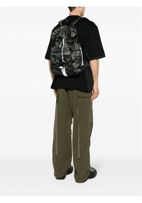Zaino con cintura trek con stampa mimetica in multicolore - uomo A.P.C. | COGXEH62220JAA